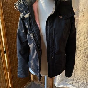 Hollister women’s dark grey with pink fleece lining Jacket